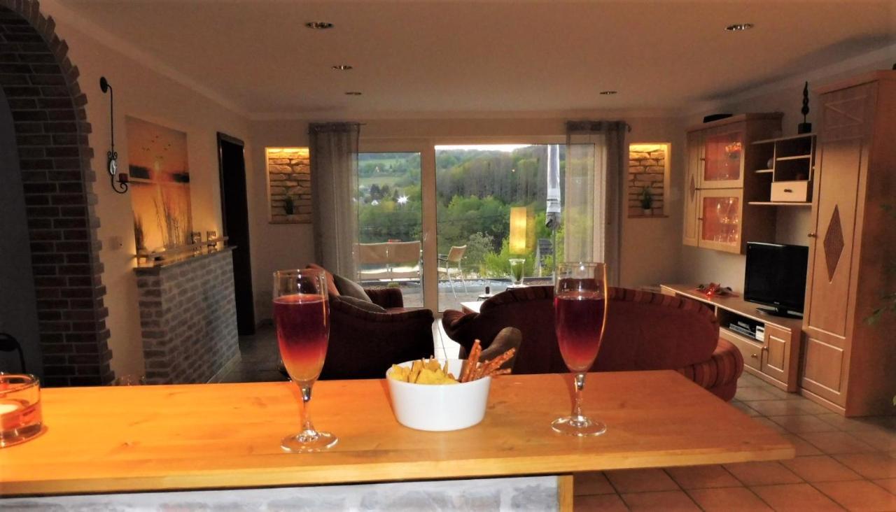 Exklusive Ferienwohnung 'Agger-Blick' Mit Grosser Seeblick-Terrasse & Sauna 굼머스바흐 외부 사진